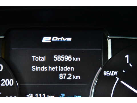 BMW X3 XDRIVE30E Pano*side-assist*Keyless