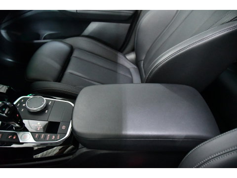 BMW X3 XDRIVE30E Pano*side-assist*Keyless