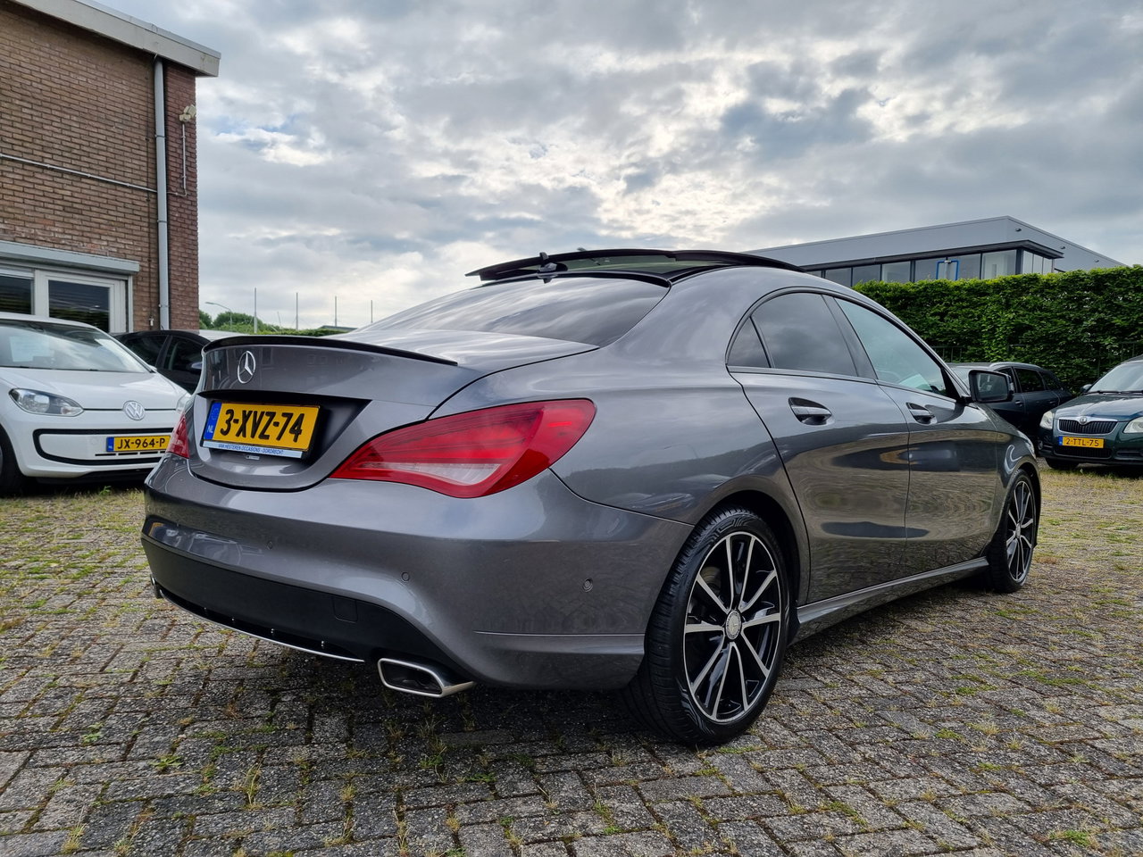 Mercedes-Benz CLA