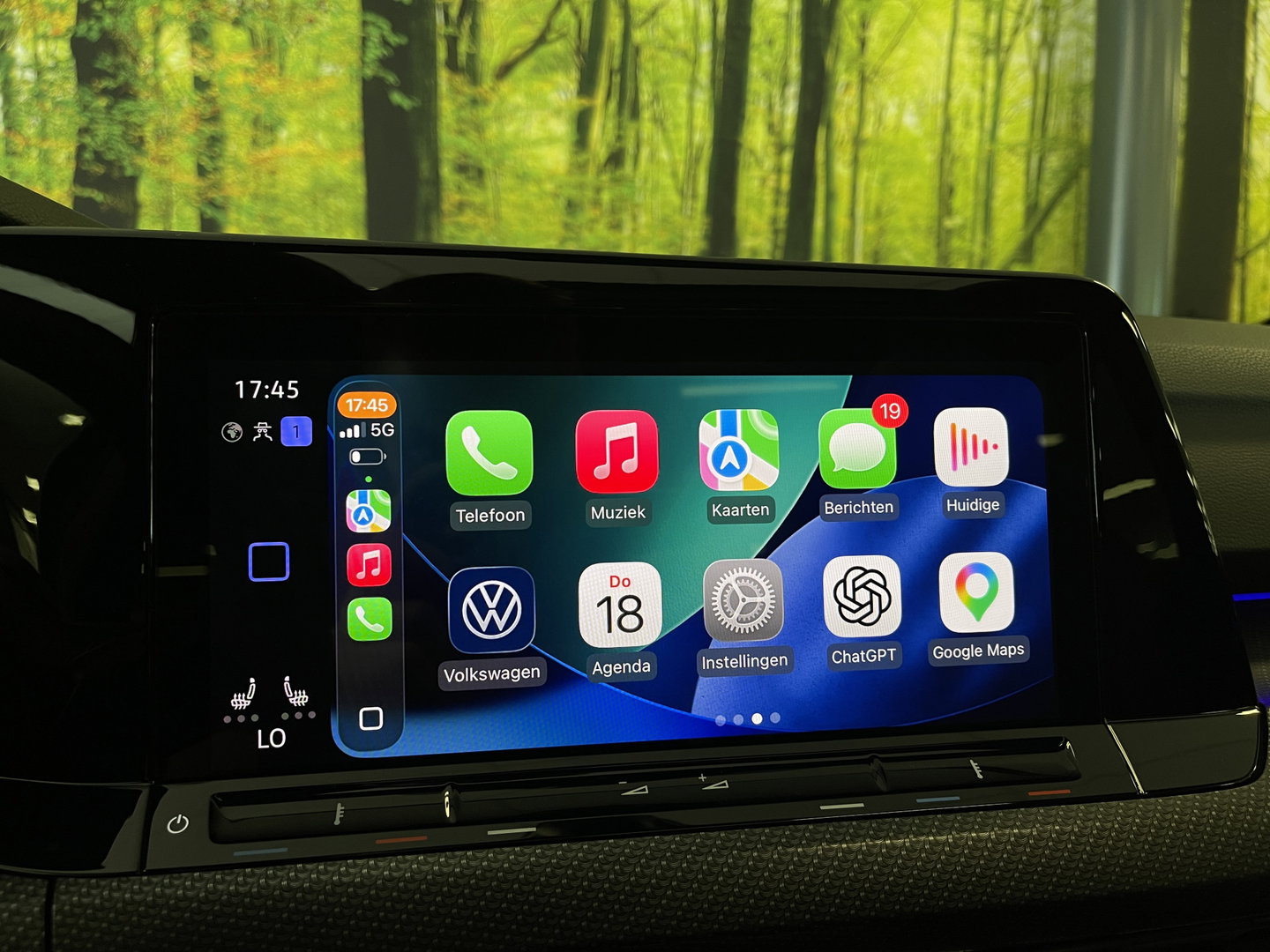 Volkswagen Golf Variant 1.5 eTSI R-Line Business+ | Apple Carplay | IQ Drive | Panorama dak | Adaptive Cruise Control | Rijmodus Regeling | Stoelverwarming |