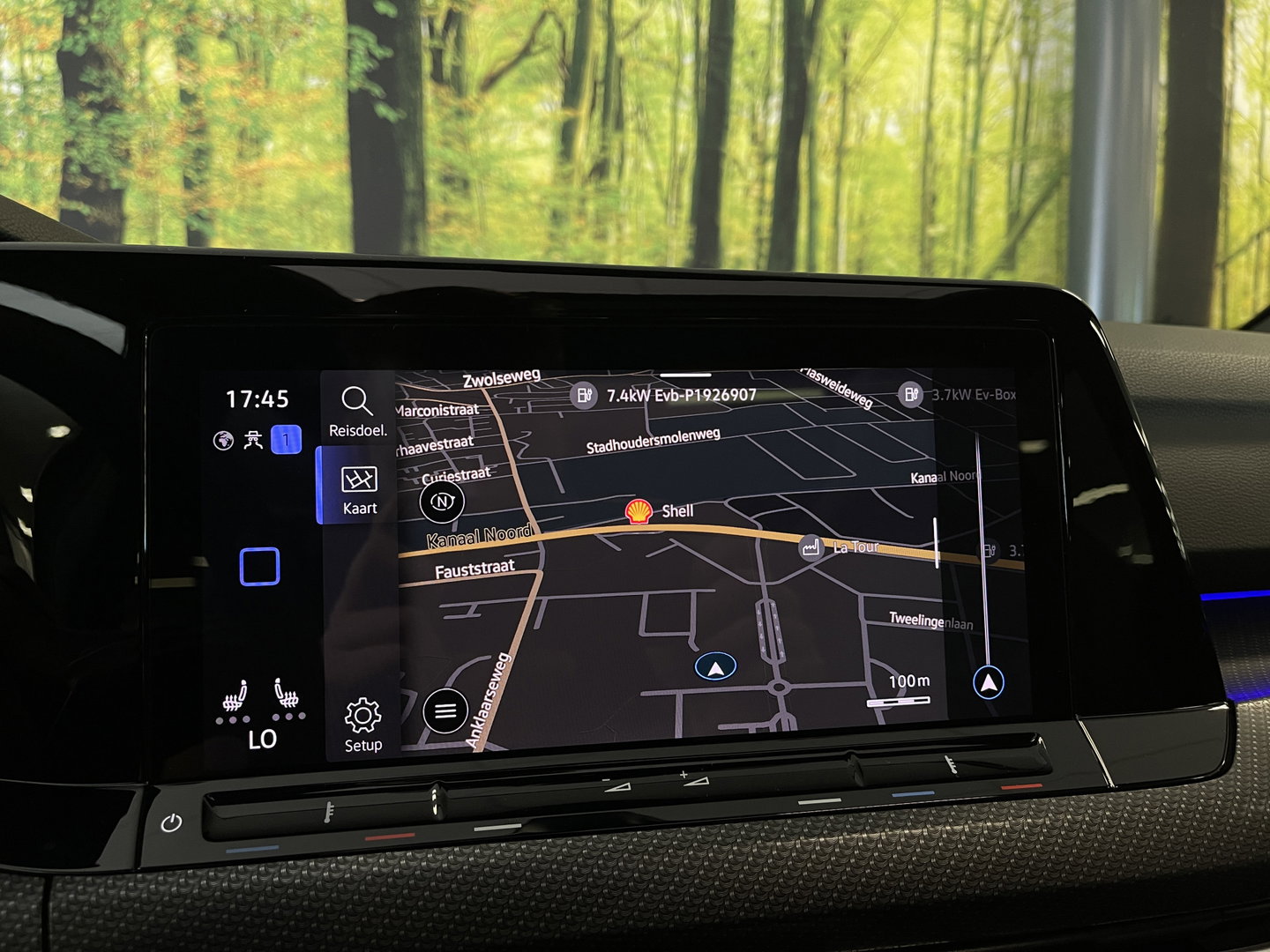 Volkswagen Golf Variant 1.5 eTSI R-Line Business+ | Apple Carplay | IQ Drive | Panorama dak | Adaptive Cruise Control | Rijmodus Regeling | Stoelverwarming |