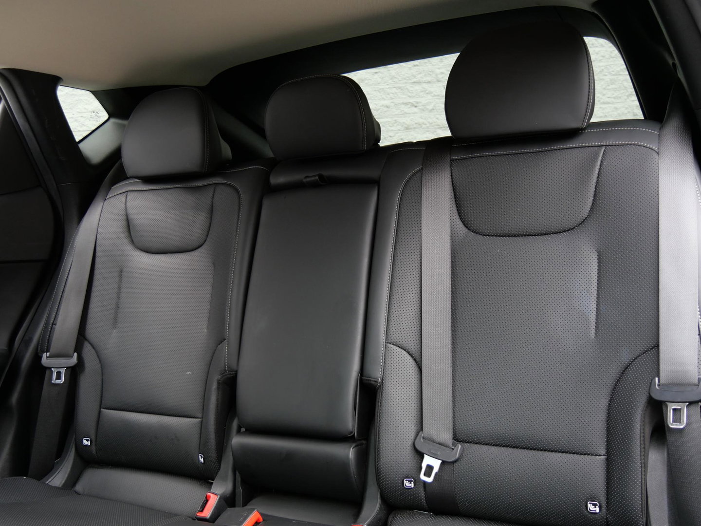 Kia Ev6 PLUS 77.4 kWh/ LEER/ ELEKT. KLEP/ AFN. TREKHAAK/ NL-AUTO 1STE EIGENAAR/ SOH 100%