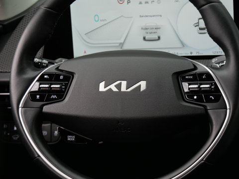 Kia Ev6 PLUS 77.4 kWh/ LEER/ ELEKT. KLEP/ AFN. TREKHAAK/ NL-AUTO 1STE EIGENAAR/ SOH 100%