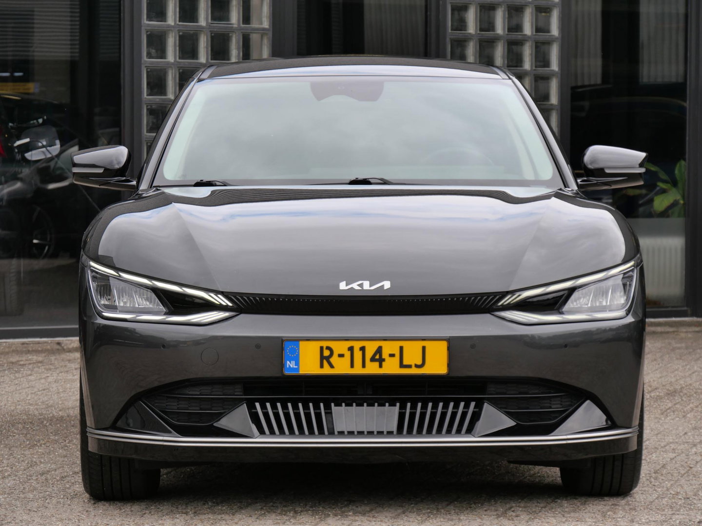 Kia Ev6 PLUS 77.4 kWh/ LEER/ ELEKT. KLEP/ AFN. TREKHAAK/ NL-AUTO 1STE EIGENAAR/ SOH 100%