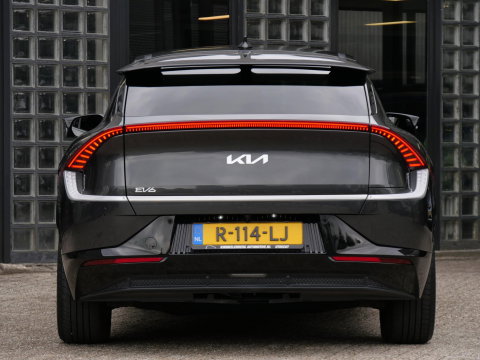 Kia Ev6 PLUS 77.4 kWh/ LEER/ ELEKT. KLEP/ AFN. TREKHAAK/ NL-AUTO 1STE EIGENAAR/ SOH 100%