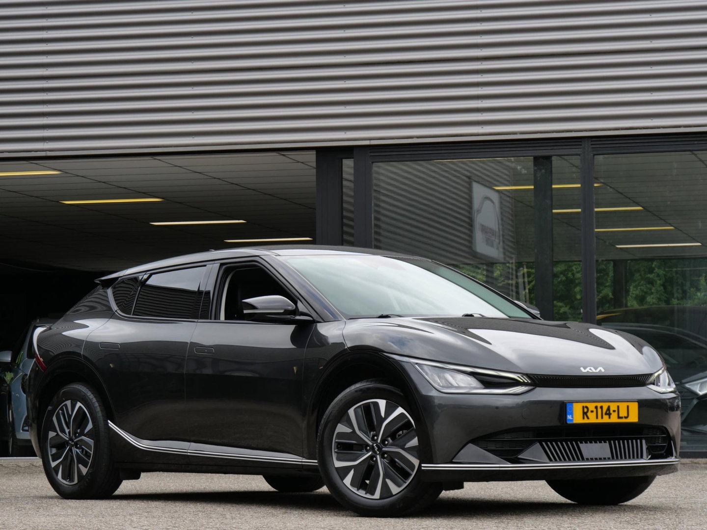 Kia Ev6 PLUS 77.4 kWh/ LEER/ ELEKT. KLEP/ AFN. TREKHAAK/ NL-AUTO 1STE EIGENAAR/ SOH 100%