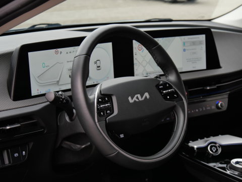 Kia Ev6 PLUS 77.4 kWh/ LEER/ ELEKT. KLEP/ AFN. TREKHAAK/ NL-AUTO 1STE EIGENAAR/ SOH 100%