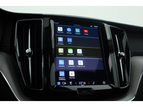 Volvo XC60 2.0 T8 Plug-in hybrid AWD Ultimate Dark | Trekhaak | 360 camera | Head-up | Harman / Kardon 4x Stoel + stuurverwarming |