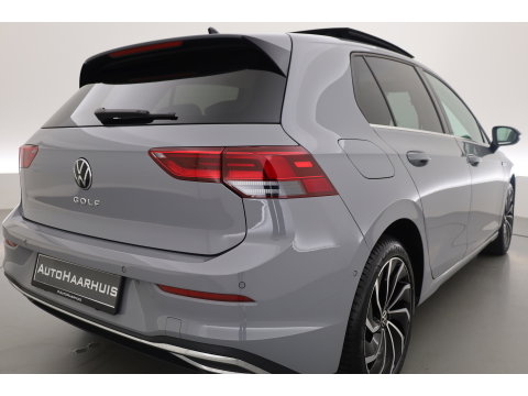 Volkswagen Golf 1.5 TSI Style | Pano | IQ. Light | Massage | Memory | Apple CarPlay | Camera | Adapt. Cruise | Keyless