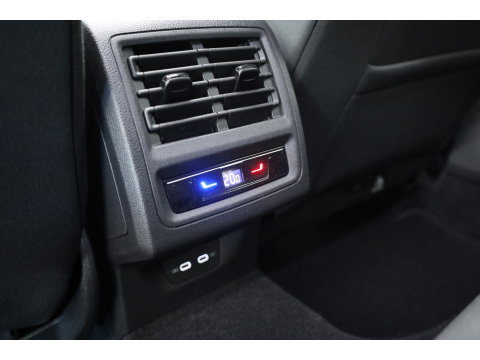 Volkswagen Golf 1.5 TSI Style | Pano | IQ. Light | Massage | Memory | Apple CarPlay | Camera | Adapt. Cruise | Keyless