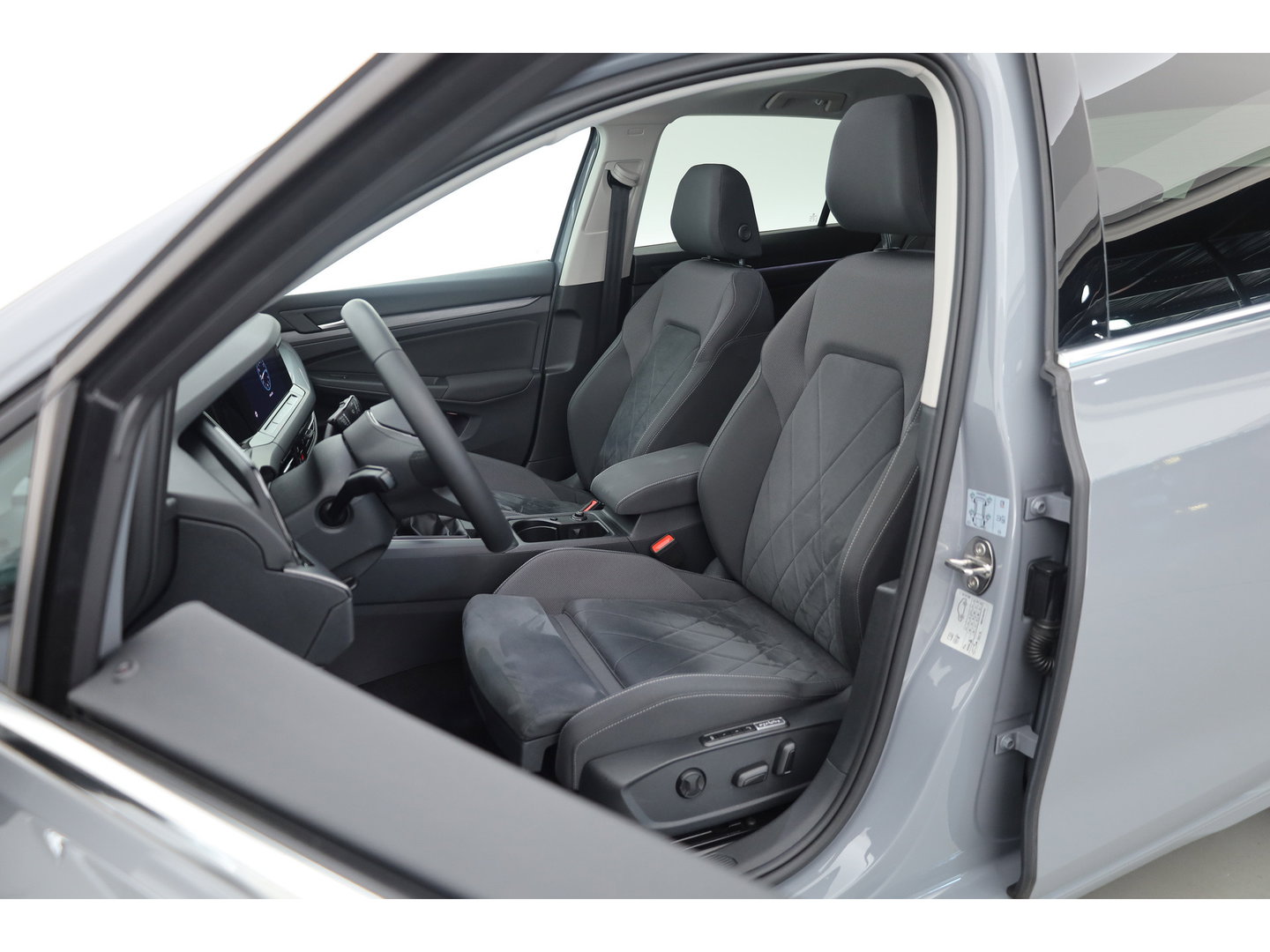 Volkswagen Golf 1.5 TSI Style | Pano | IQ. Light | Massage | Memory | Apple CarPlay | Camera | Adapt. Cruise | Keyless