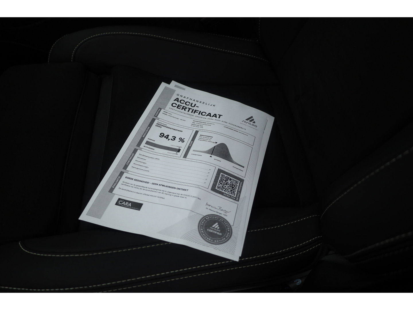 Volvo XC40 Recharge Ultimate 70 kWh | Prijs Rijklaar | Pano-dak | 360 camera | Sport stoelen |