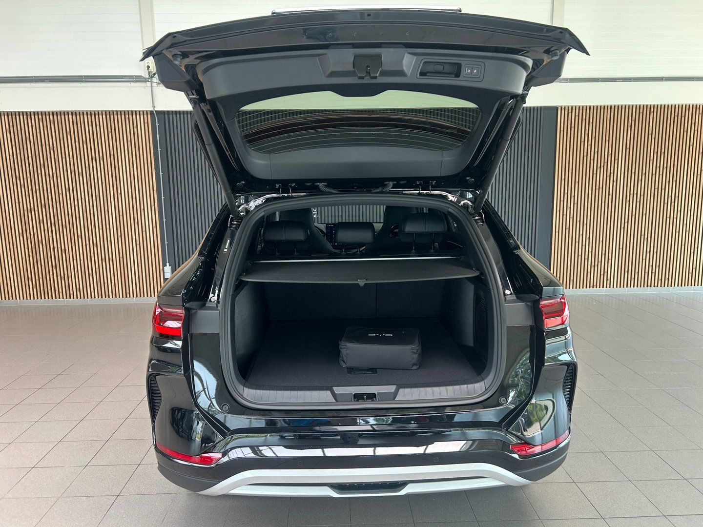 BYD SEAL U 1.5 DM- i FWD NAVI| PANO| 360 CAMERA| LEDER| INFINITY| FABRIEKSGARANTIE TOT 2032| 218PK