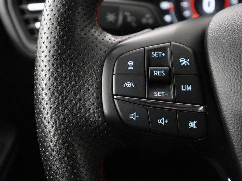 Ford Kuga 2.5 PHEV ST-Line | SOH 87,2 | Adaptive cruise | Camera | Full LED | Climate control | Dodehoek detectie | Carplay | Navi. Full map | DAB