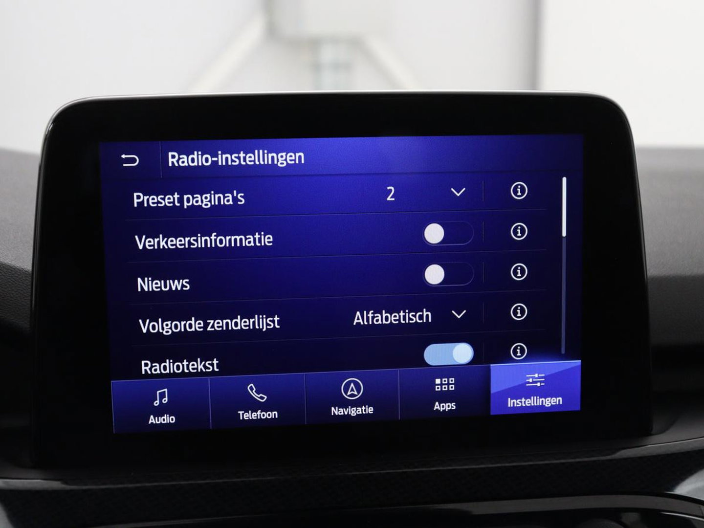 Ford Kuga 2.5 PHEV ST-Line | SOH 87,2 | Adaptive cruise | Camera | Full LED | Climate control | Dodehoek detectie | Carplay | Navi. Full map | DAB