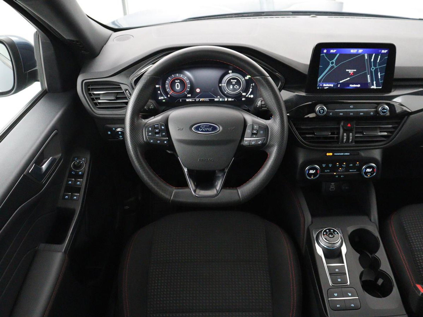 Ford Kuga 2.5 PHEV ST-Line | SOH 87,2 | Adaptive cruise | Camera | Full LED | Climate control | Dodehoek detectie | Carplay | Navi. Full map | DAB