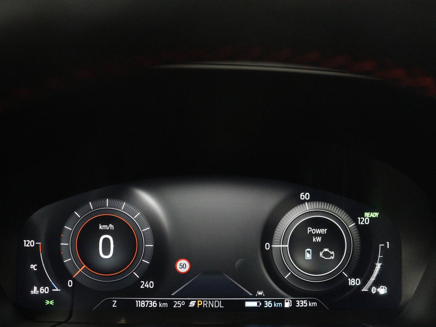 Ford Kuga 2.5 PHEV ST-Line | SOH 87,2 | Adaptive cruise | Camera | Full LED | Climate control | Dodehoek detectie | Carplay | Navi. Full map | DAB