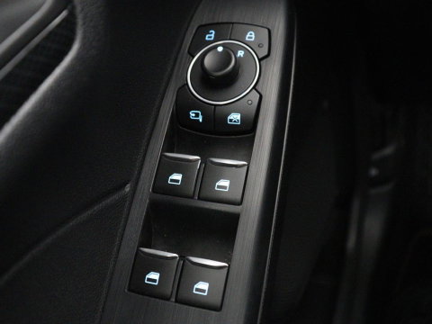 Ford Kuga 2.5 PHEV ST-Line | SOH 87,2 | Adaptive cruise | Camera | Full LED | Climate control | Dodehoek detectie | Carplay | Navi. Full map | DAB