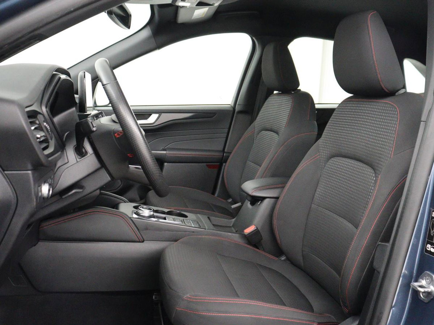 Ford Kuga 2.5 PHEV ST-Line | SOH 87,2 | Adaptive cruise | Camera | Full LED | Climate control | Dodehoek detectie | Carplay | Navi. Full map | DAB
