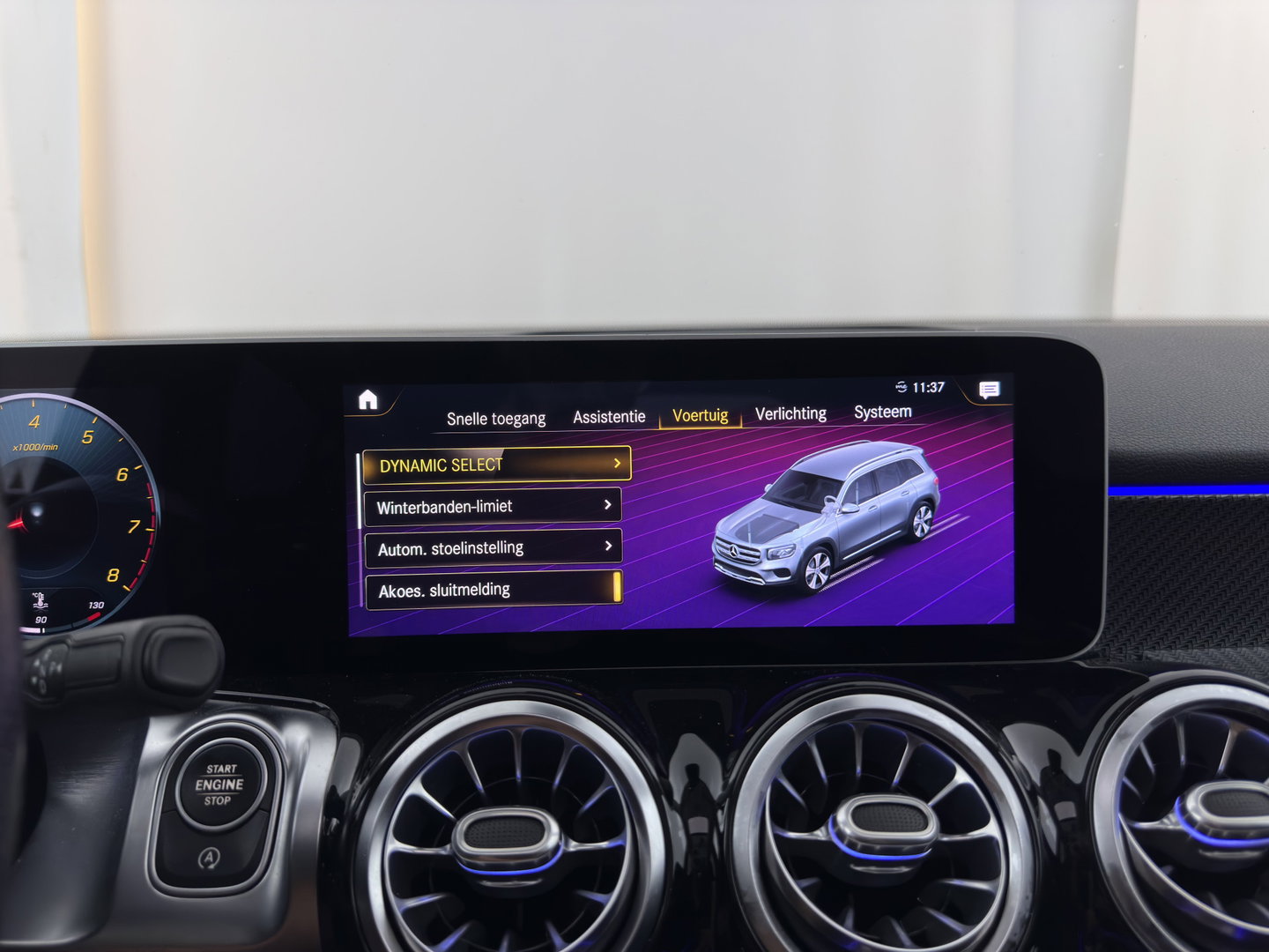 Mercedes-Benz GLB 250 4MATIC Premium Plus *AUT | LEATHER-MICROFIBRE | FULL-LED | AMBIENT-LIGHT | WIDE-SCREEN-DIGICOCKPIT | HEATED-SPORTSEATS | KEYLESS | NAVI-FULLMAP | ECC | PDC | CRUISE | 21''ALU*