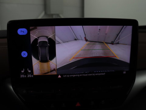 Volkswagen ID.4 Tech 77 kWh | SOH 92,2% | Panorama | 360 Camera | Head up | Virtual cockpit | Sfeerverlichting | Stoel/Stuurverwarming | Adaptive cruise | Carplay | Traffic assist | Climate control | Half leder/velours