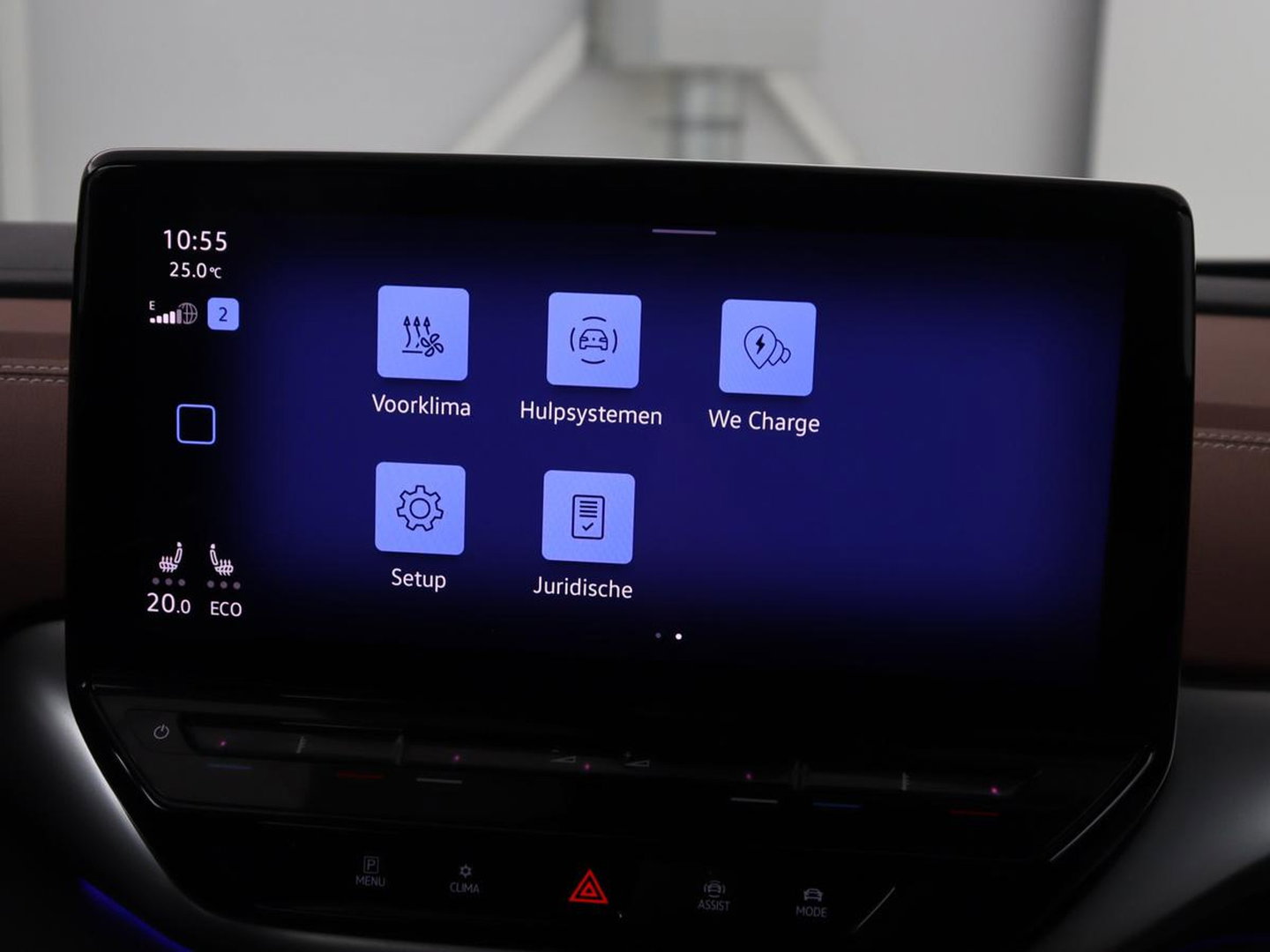 Volkswagen ID.4 Tech 77 kWh | SOH 92,2% | Panorama | 360 Camera | Head up | Virtual cockpit | Sfeerverlichting | Stoel/Stuurverwarming | Adaptive cruise | Carplay | Traffic assist | Climate control | Half leder/velours