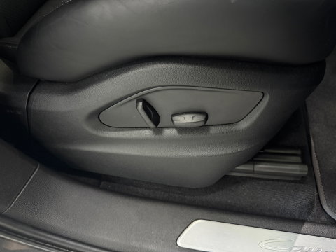 Porsche Cayenne Coupé 3.0 E-Hybrid*Luchtvering*Sportchrono*Facelift*