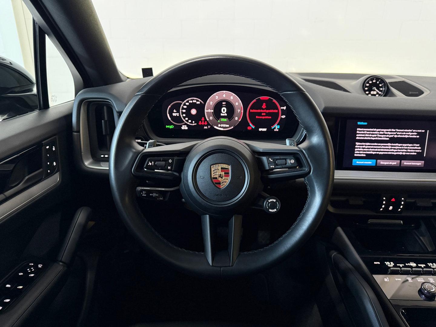 Porsche Cayenne Coupé 3.0 E-Hybrid*Luchtvering*Sportchrono*Facelift*