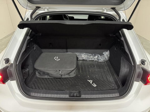 Audi A3 Sportback 40 TFSIe S-Line Pano CarPlay Cruise Navi
