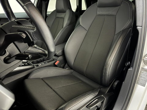 Audi A3 Sportback 40 TFSIe S-Line Pano CarPlay Cruise Navi