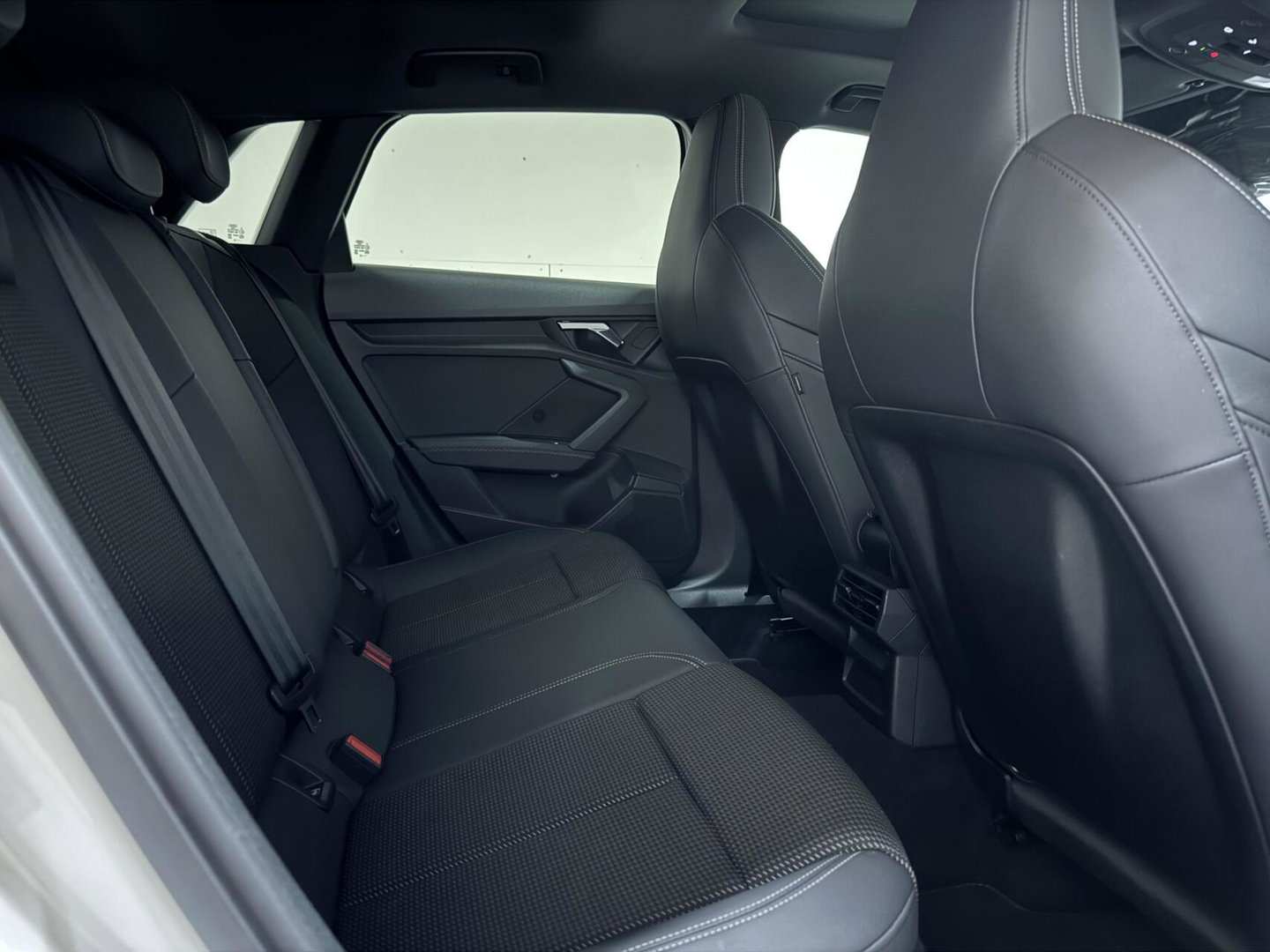 Audi A3 Sportback 40 TFSIe S-Line Pano CarPlay Cruise Navi