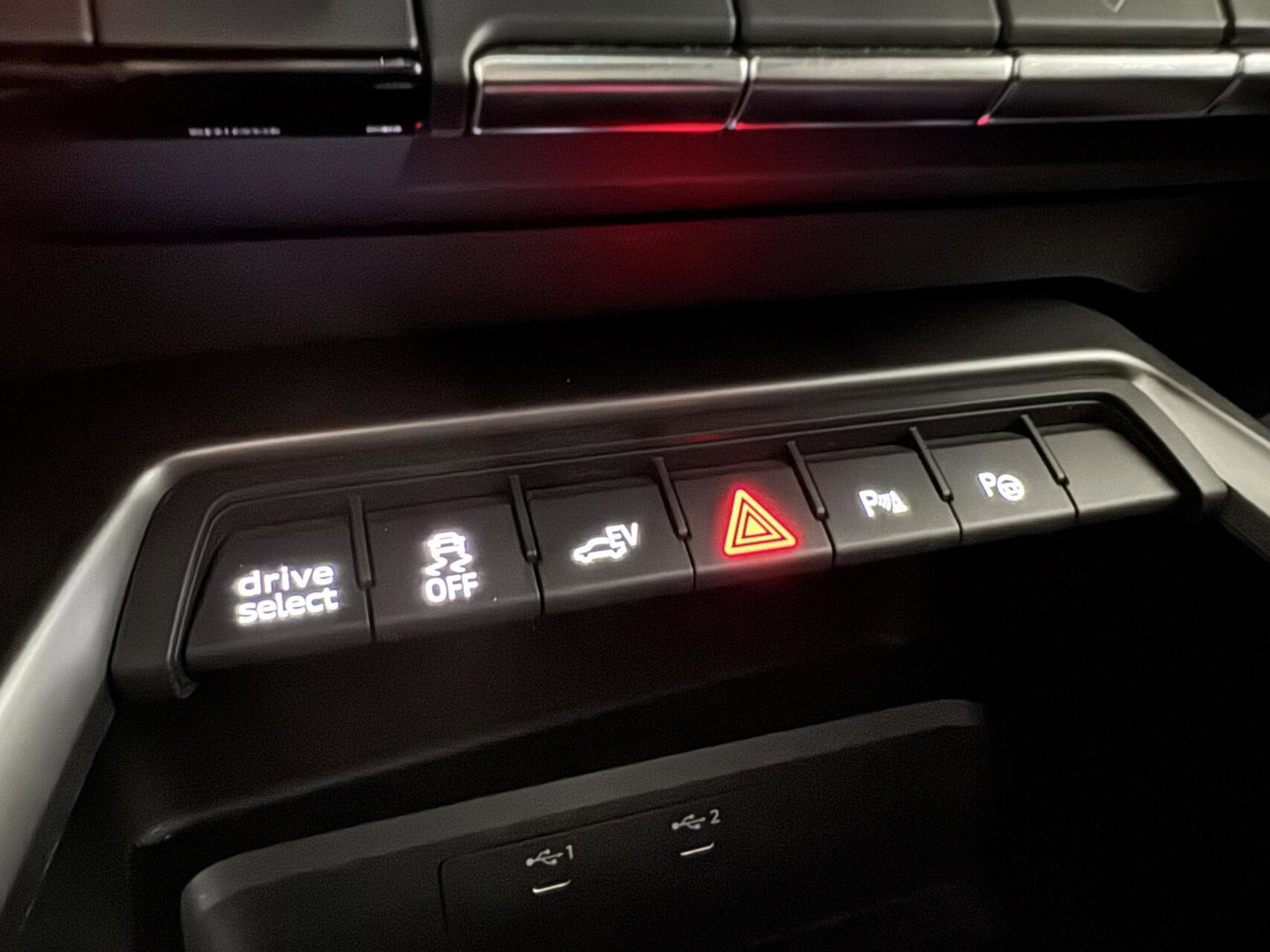 Audi A3 Sportback 40 TFSIe S-Line Pano CarPlay Cruise Navi
