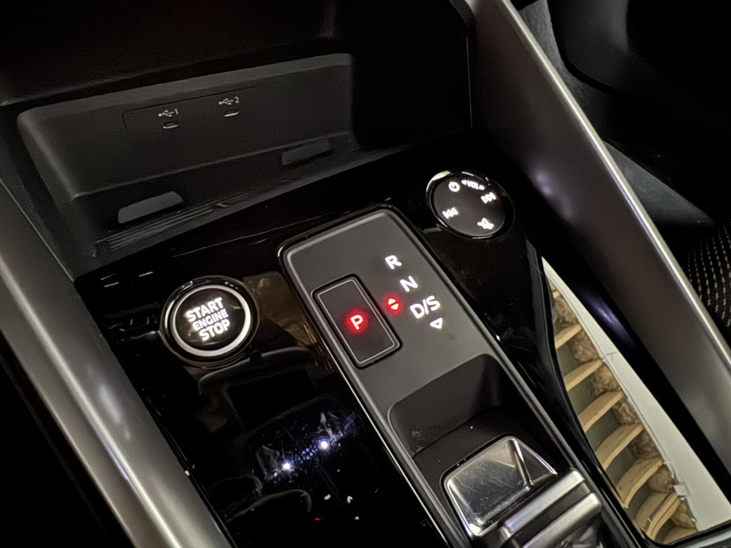 Audi A3 Sportback 40 TFSIe S-Line Pano CarPlay Cruise Navi
