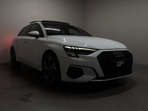 Audi A3 Sportback 40 TFSIe S-Line Pano CarPlay Cruise Navi