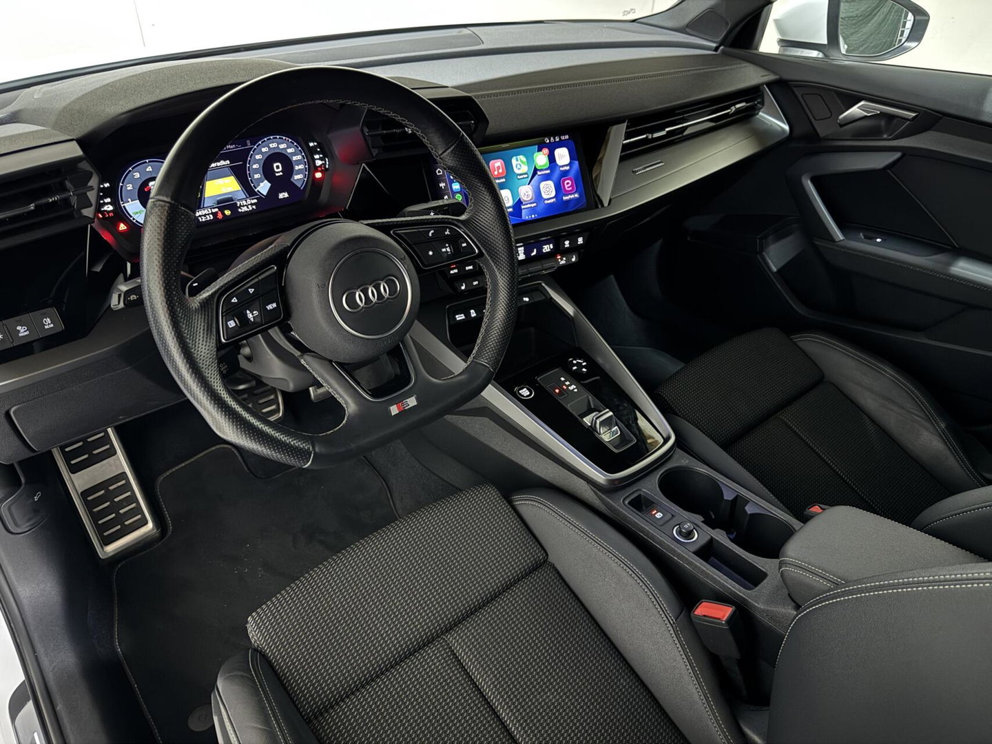 Audi A3 Sportback 40 TFSIe S-Line Pano CarPlay Cruise Navi