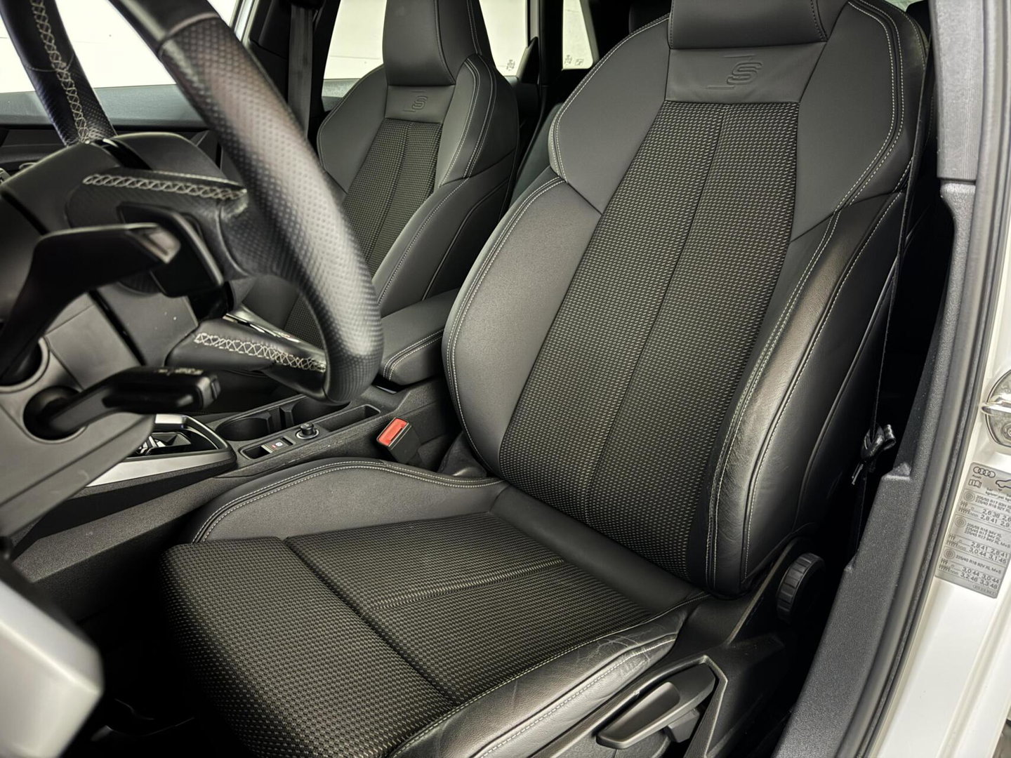 Audi A3 Sportback 40 TFSIe S-Line Pano CarPlay Cruise Navi