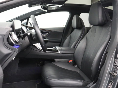 Mercedes-Benz EQE 300 Business Line 89 kWh SOH 95,8 | Panoramadak | Adaptive cruise | Burmester | Leder | Camera | Carplay | Warmtepomp | Stoelverwarming | Sfeerverlichting | Botspreventie