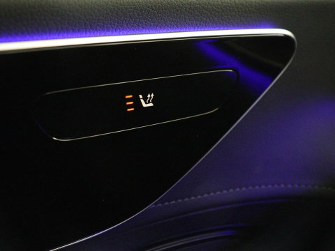 Mercedes-Benz EQE 300 Business Line 89 kWh SOH 95,8 | Panoramadak | Adaptive cruise | Burmester | Leder | Camera | Carplay | Warmtepomp | Stoelverwarming | Sfeerverlichting | Botspreventie
