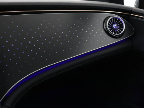 Mercedes-Benz EQE 300 Business Line 89 kWh SOH 95,8 | Panoramadak | Adaptive cruise | Burmester | Leder | Camera | Carplay | Warmtepomp | Stoelverwarming | Sfeerverlichting | Botspreventie