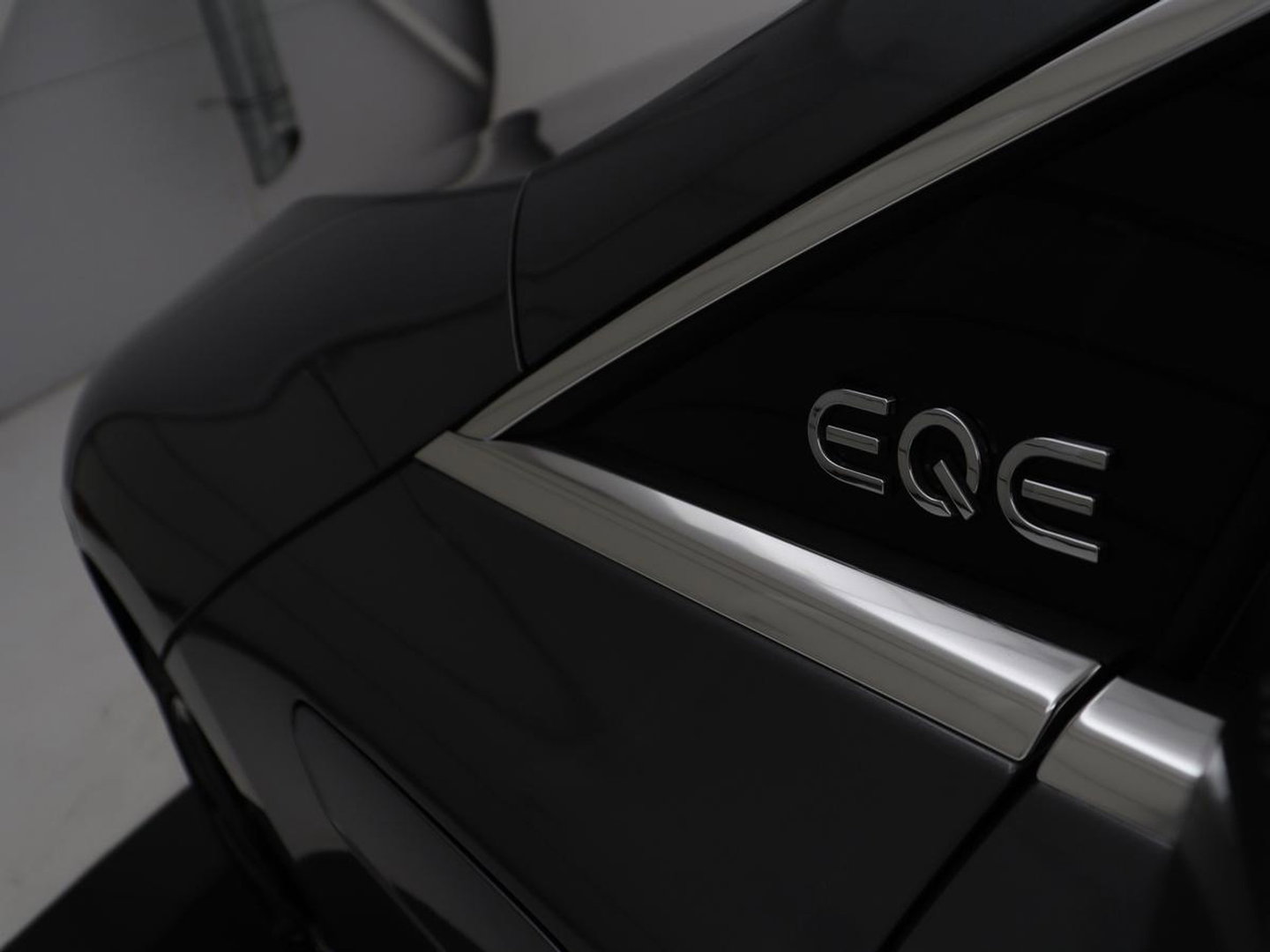 Mercedes-Benz EQE 300 Business Line 89 kWh SOH 95,8 | Panoramadak | Adaptive cruise | Burmester | Leder | Camera | Carplay | Warmtepomp | Stoelverwarming | Sfeerverlichting | Botspreventie