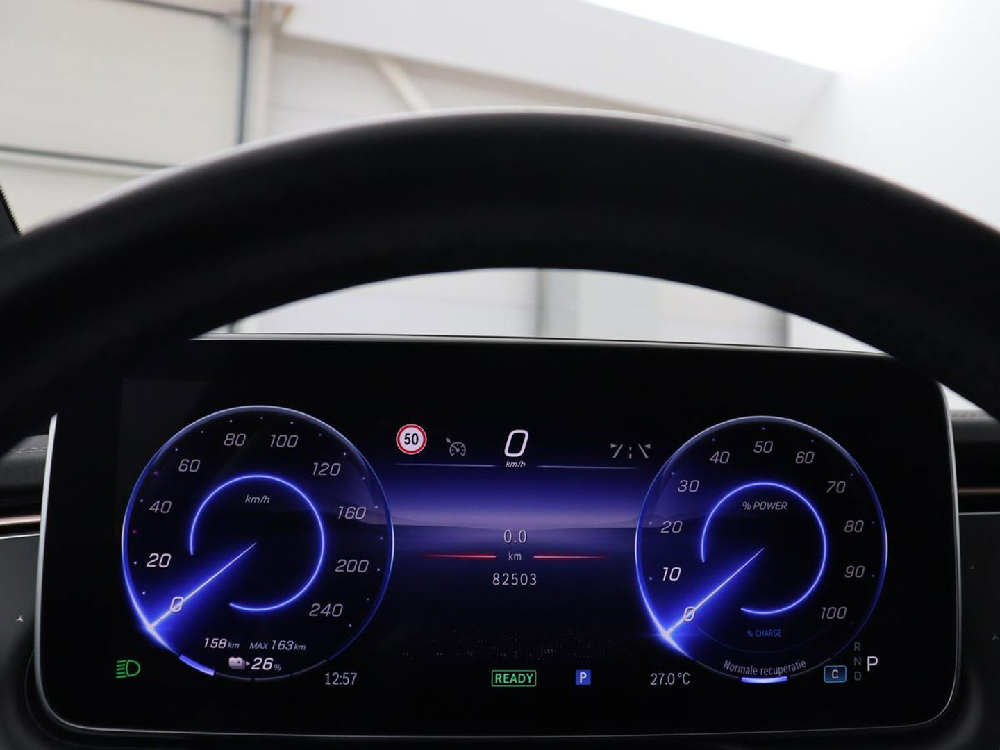 Mercedes-Benz EQE 300 Business Line 89 kWh SOH 95,8 | Panoramadak | Adaptive cruise | Burmester | Leder | Camera | Carplay | Warmtepomp | Stoelverwarming | Sfeerverlichting | Botspreventie