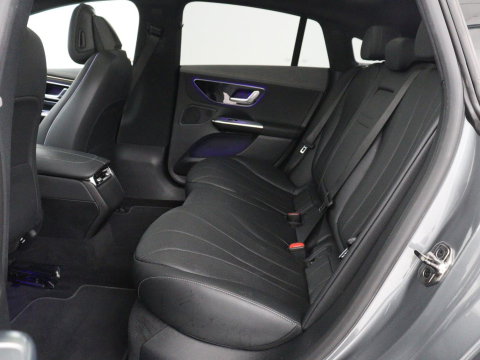 Mercedes-Benz EQE 300 Business Line 89 kWh SOH 95,8 | Panoramadak | Adaptive cruise | Burmester | Leder | Camera | Carplay | Warmtepomp | Stoelverwarming | Sfeerverlichting | Botspreventie