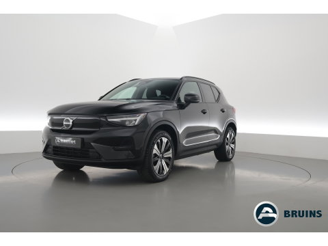 Volvo XC40 Single Motor Plus 70 kWh | Prijs Rijklaar | Adap. Cruise | Dodehoek (Blis) |Stoel + stuurverwarming | Warmtepomp | Google |