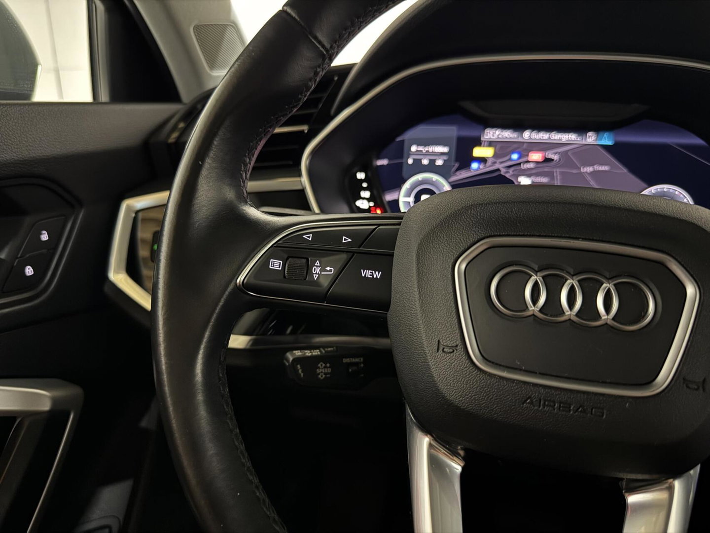 Audi Q3 45 TFSIe Black Edition S-line Pano Memory 360° Sfeer Virtual