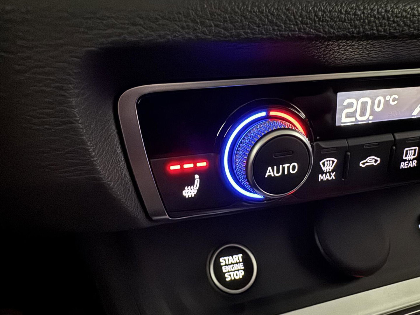 Audi Q3 45 TFSIe Black Edition S-line Pano Memory 360° Sfeer Virtual