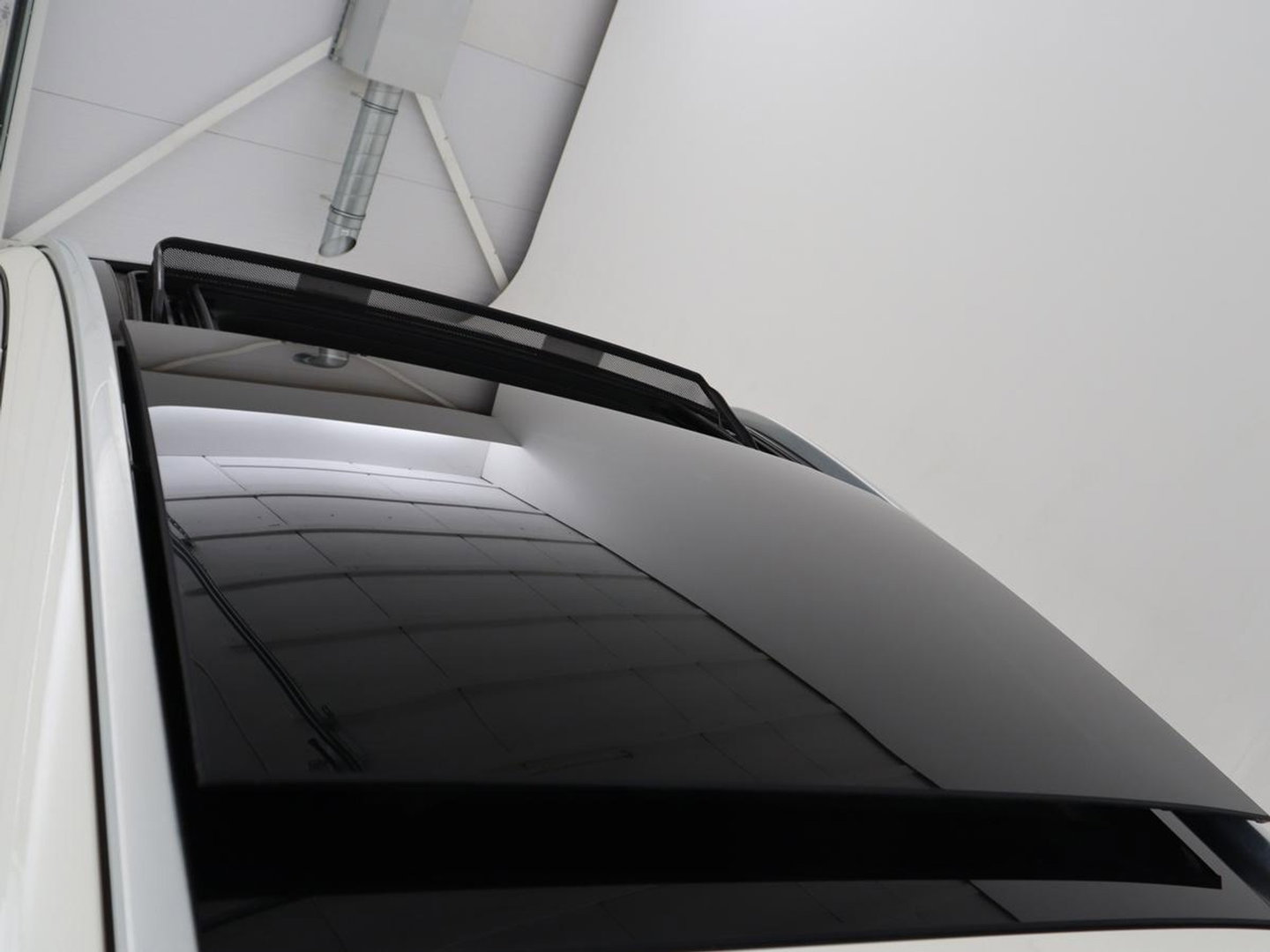 Mercedes-Benz C-Klasse Estate 300 e Business Solution AMG Limited | Panoramadak | Leder Exclusief | Burmester Surround | Stoelverwarming | Camera | Carplay | Dodehoek detectie | Navigatie | Full LED