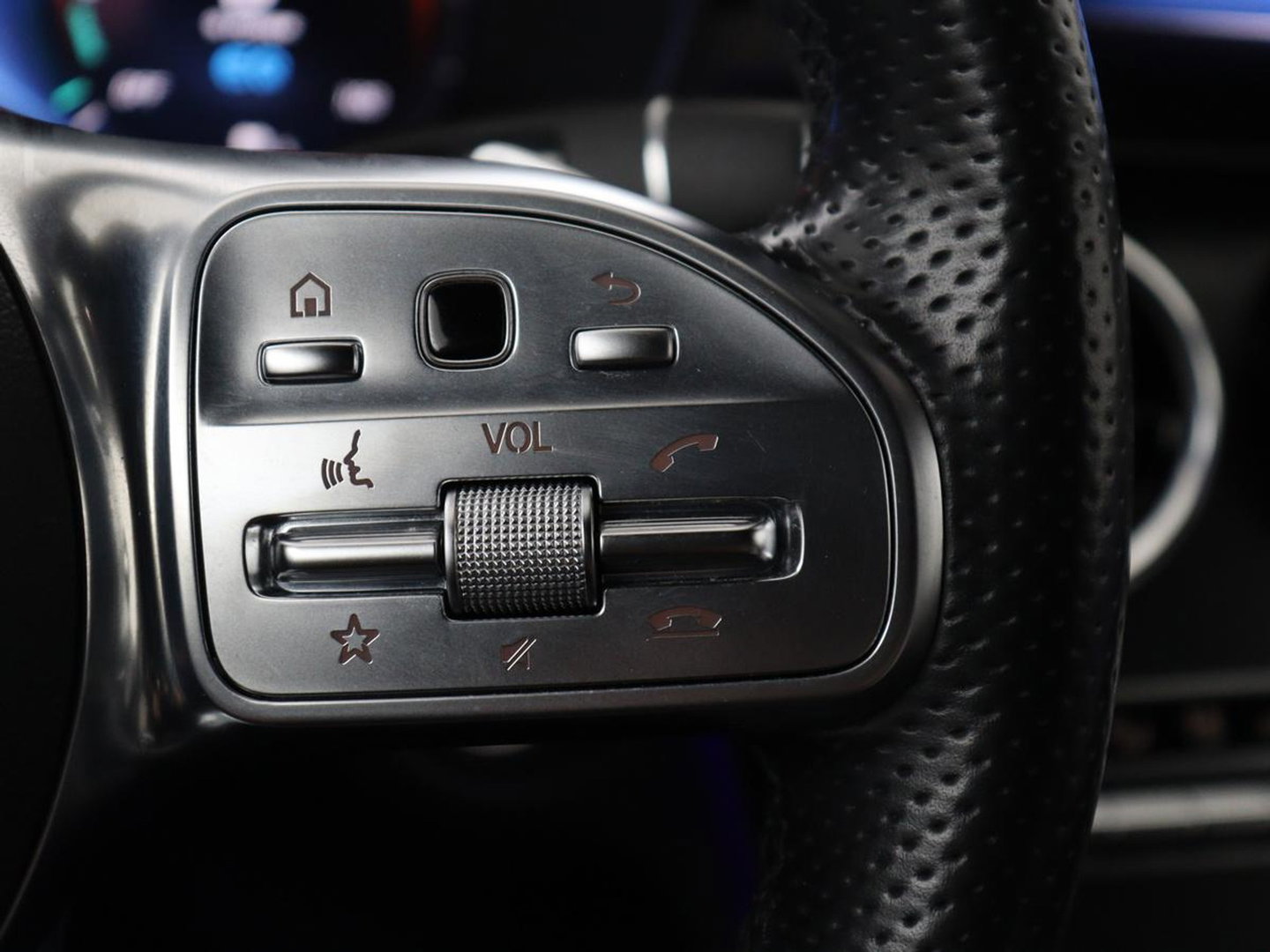 Mercedes-Benz C-Klasse Estate 300 e Business Solution AMG Limited | Panoramadak | Leder Exclusief | Burmester Surround | Stoelverwarming | Camera | Carplay | Dodehoek detectie | Navigatie | Full LED