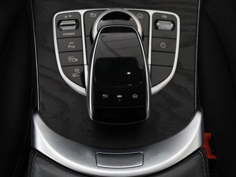 Mercedes-Benz C-Klasse Estate 300 e Business Solution AMG Limited | Panoramadak | Leder Exclusief | Burmester Surround | Stoelverwarming | Camera | Carplay | Dodehoek detectie | Navigatie | Full LED