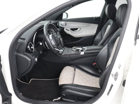 Mercedes-Benz C-Klasse Estate 300 e Business Solution AMG Limited | Panoramadak | Leder Exclusief | Burmester Surround | Stoelverwarming | Camera | Carplay | Dodehoek detectie | Navigatie | Full LED