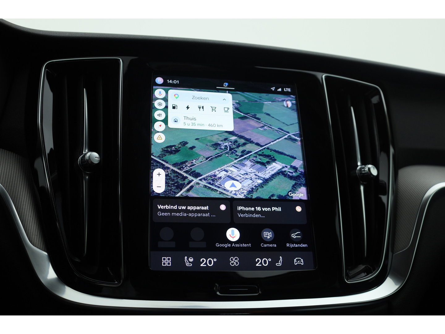 Volvo V60 2.0 T6 Plug-in hybrid AWD Plus Dark | Stoel 4 & Stuur Verwarming | achteruitrijcamera | Memory | 19" |